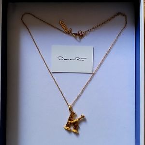 OSCAR DE LA RENTALetter gold-plated crystal necklace